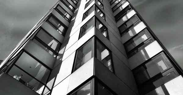 中国宣传片用美国音乐